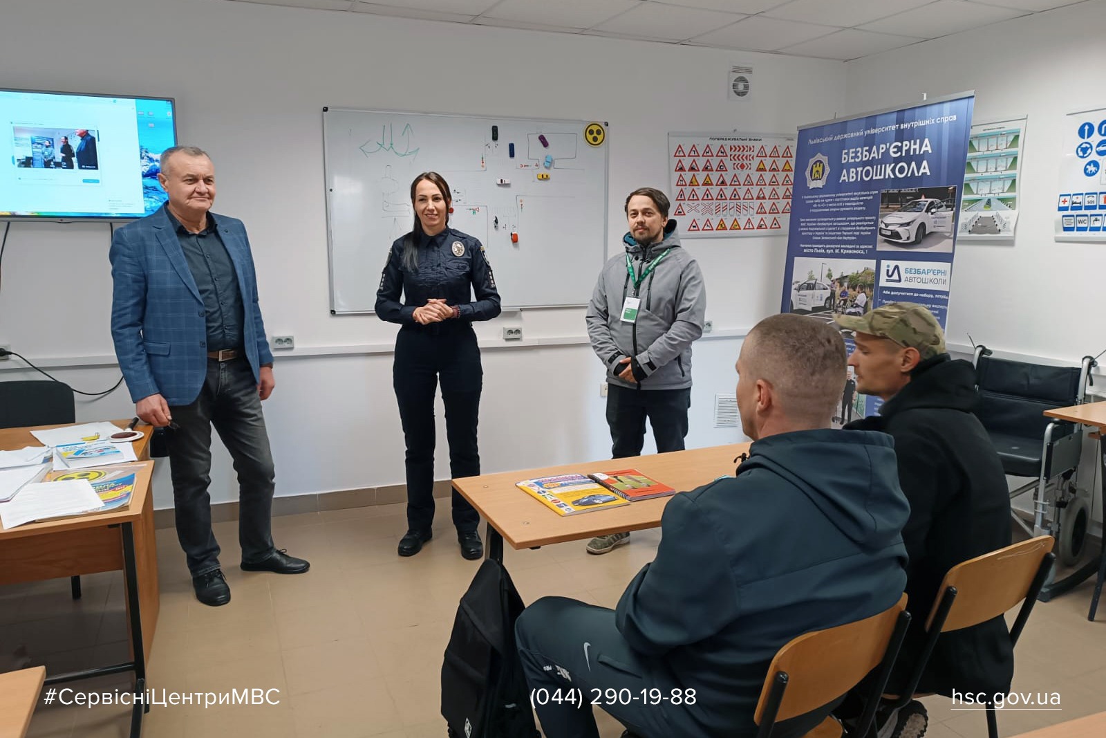 ede01764-abb5-402f-93b4-c25f9dd3159a